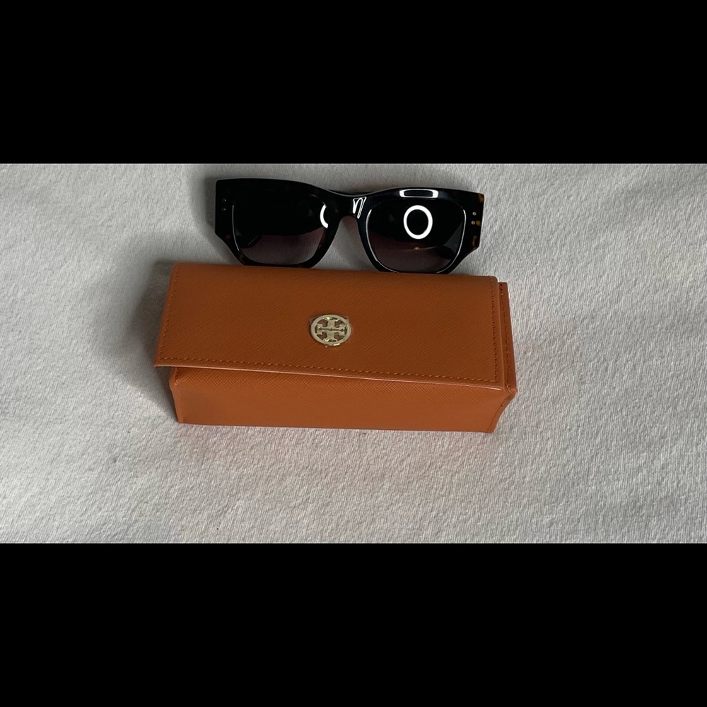 Tory Burch sunglasses with case